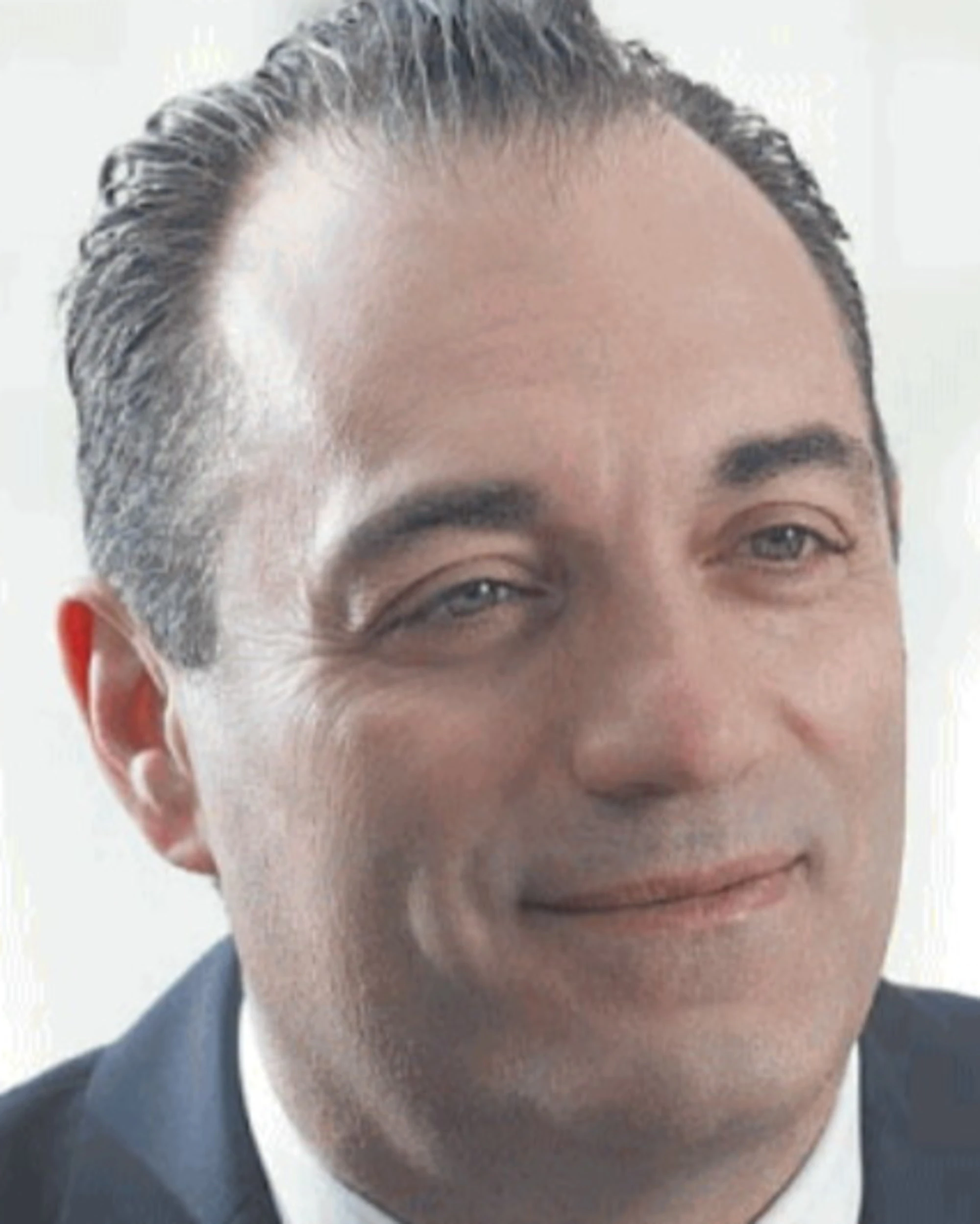 Stellantis celebra il nuovo Ad ma non fa chiarezza sul futuro