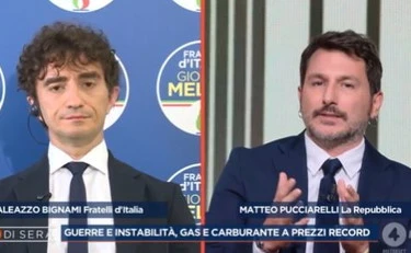 https://media.liberoquotidiano.it/XRnKy--q4HVfWrSZIsB1Qwr5m4hFqyRrW7SkzSaD9EU/width:800/quality:90/aW1hZ2VzLzIwMjYvMDkvMTUvMDc0MDEzNjE4LTA2N2Q2MmQzLWFiYTgtNDUxYy05MmYwLTg1ZDNjZTliY2NkOC5qcGc.webp