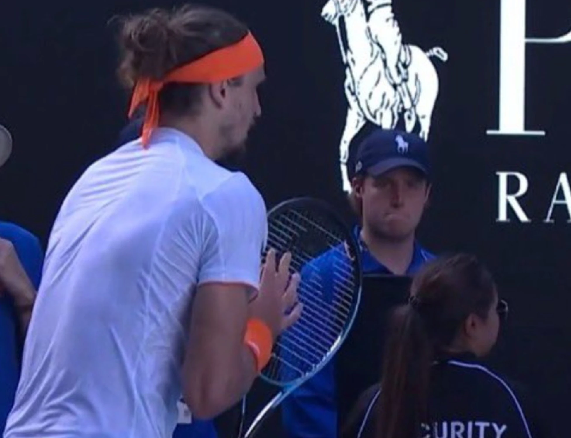 Alcaraz sta male, vergogna Zverev contro Carlos e Sinner: "Una str***a, ogni volta"