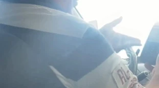 Selvaggia Lucarelli, insulta il tassista per 7 euro: "Siete la razza peggiore"