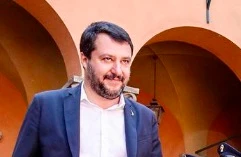 Matteo Salvini, il risveglio ultra-patriottico: "Sempre con chi rischia la vita"