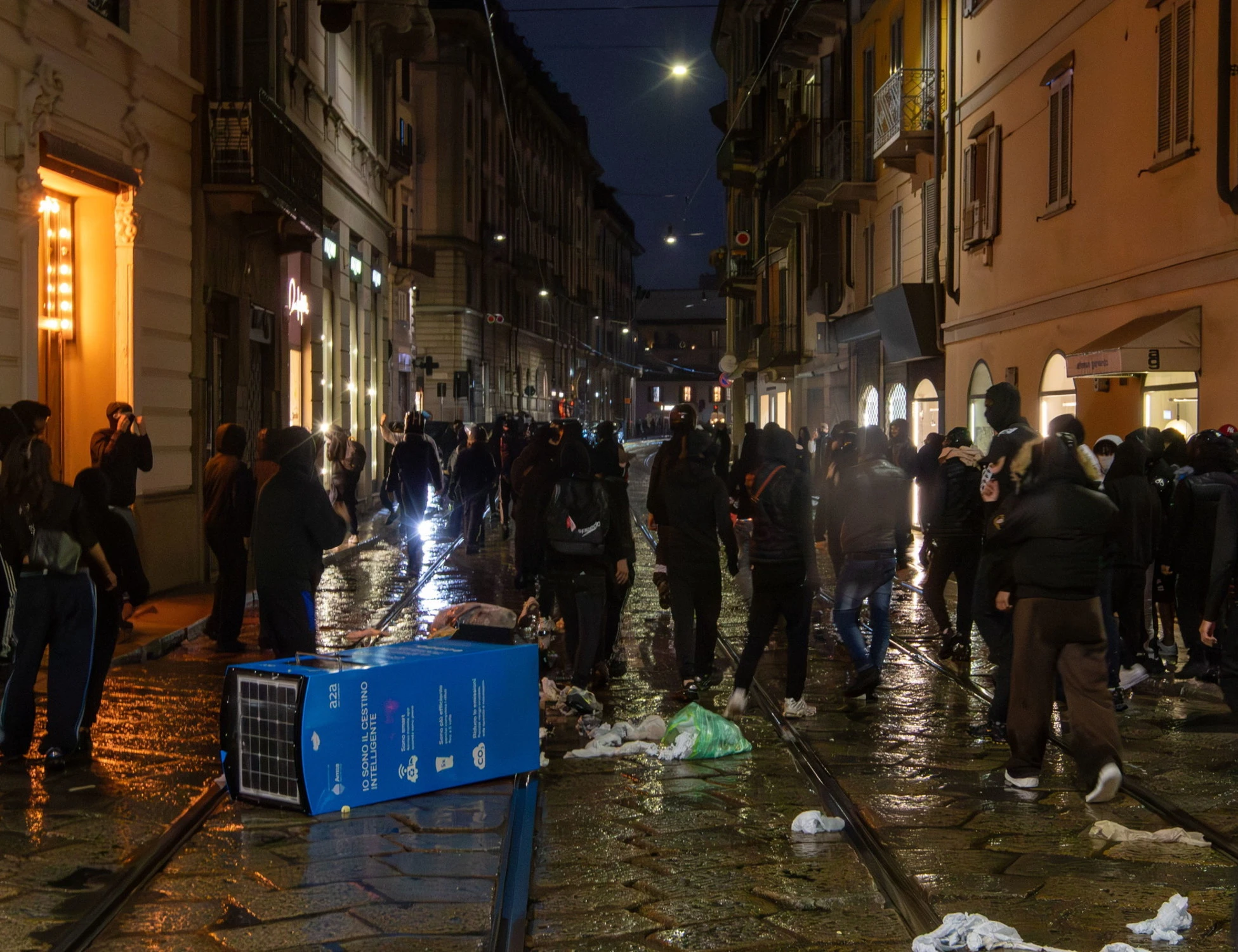Non solo Milano, annunciate altre 250 manifestazioni: voi siete preoccupati?