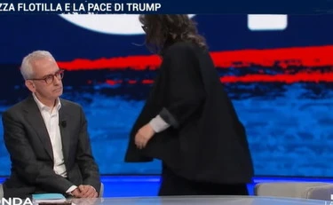 https://media.liberoquotidiano.it/XWNZTAx7gNhh4rpAbw-TVp-47x9M9gIVK7J-pR04IqE/width:800/quality:90/aW1hZ2VzLzIwMjUvMTAvMDcvMDcxMDE3NjI0LWJiZGNiNGY5LTE0YTEtNDUyOC1hYjQzLTY4N2UzZjgxY2IzNy5qcGc.webp