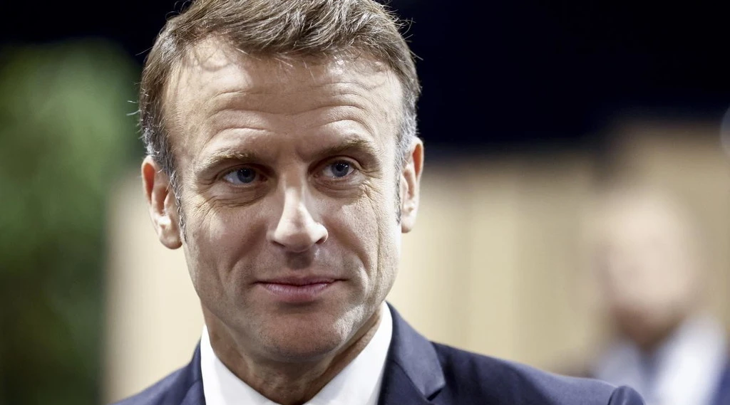 Emmanuel Macron, l'appello: "Un grande rassemblement dei repubblicani". Tutti tranne Le Pen?