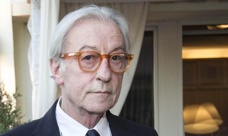 Vittorio Feltri bombarda il Vaticano: "Papa Francesco caccia i preti gay? Vuol dire che in sacrestia..."