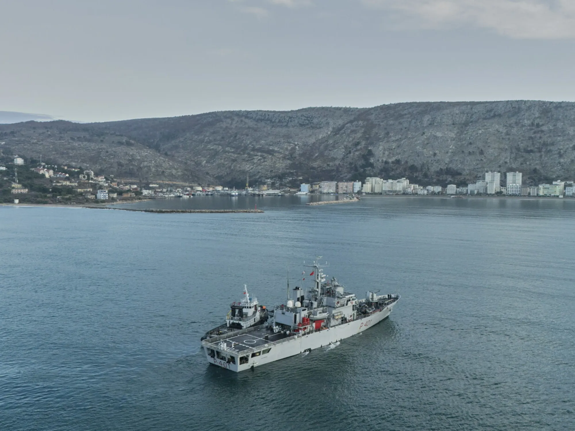 Leggi l'articolo: "Migranti, ora riprendiamo il controllo". Ue, via libera al piano italiano: vince Meloni