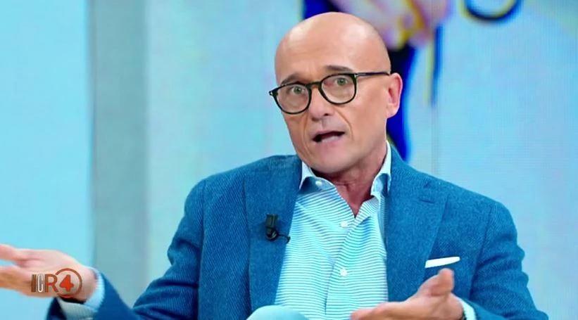 Alfonso Signorini, l'indiscrezione su Costanzo e la De Filippi: "So io com'è lei a letto"