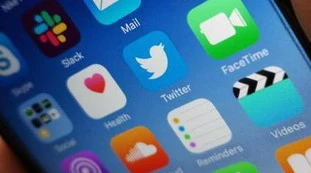 Conto corrente svuotato con un clic: basta il cognome e ti rovinano