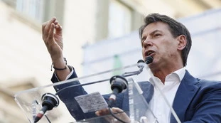 Su Renzi il campo largo è già in frantumi