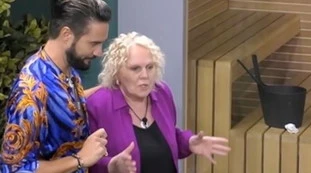 Grande Fratello Vip, "ottusa no ma ricc***e sì?". Katia Ricciarelli, qua viene giù la casa