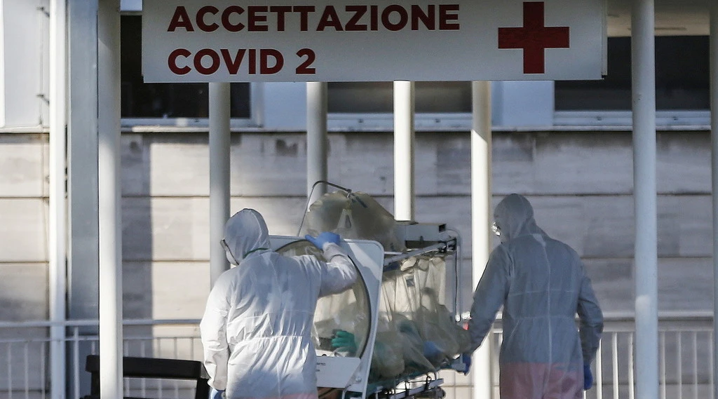 Bollettino 26 agosto: ricoveri fuori controllo? "Quanto sono aumentati in una settimana": oscuri presagi per settembre