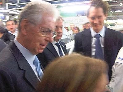 Monti a Melfi, applausi da operai ''Qui svolta che vorrei per l'Italia''