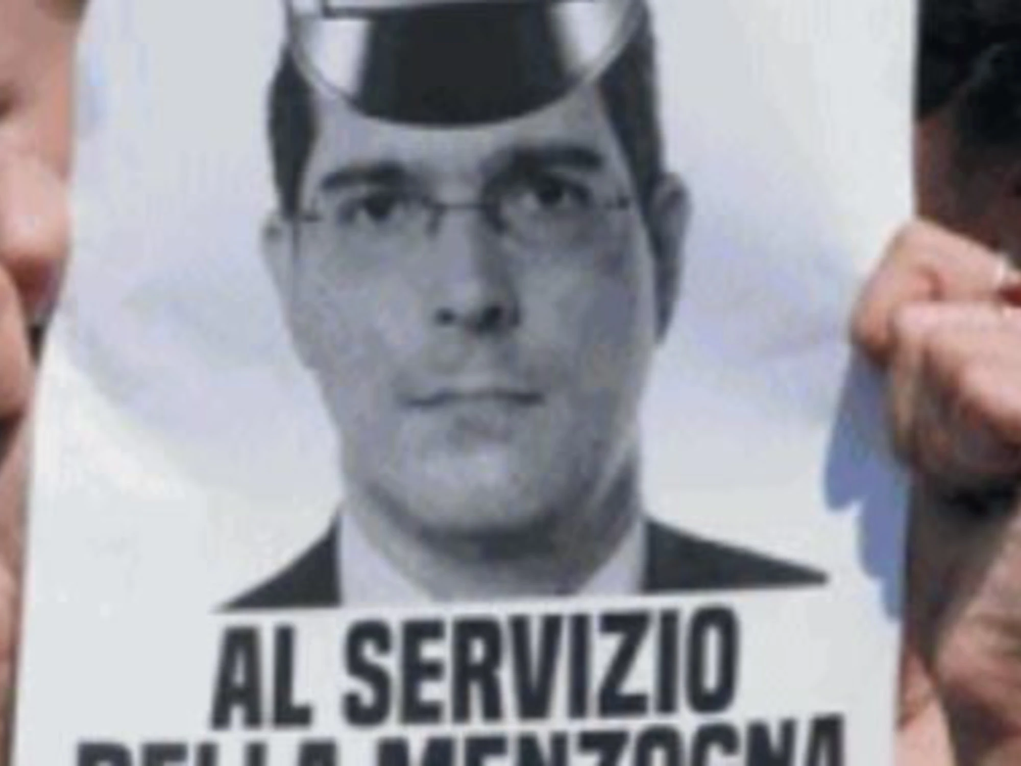 Minacce a Libero: si muove la Commissione Segre