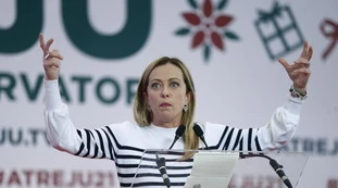 Sondaggio, Giorgia Meloni mette il turbo: le cifre con cui FdI fa il vuoto sul Pd di Enrico Letta