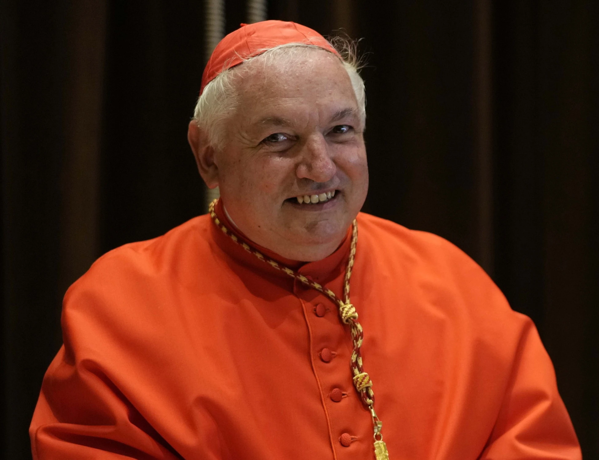 Conclave, ecco il manifesto "rosso" del Papa di Macron