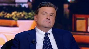 Carlo Calenda, l’accusa del Fatto di Travaglio: “Come funziona la sua ‘bestiolina’ per superare Renzi”
