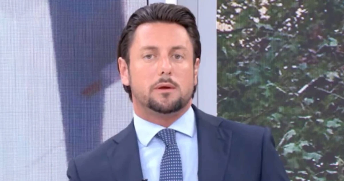 Andrea Giambruno, tutti i dettagli del patto con Mediaset dopo i fuorionda
