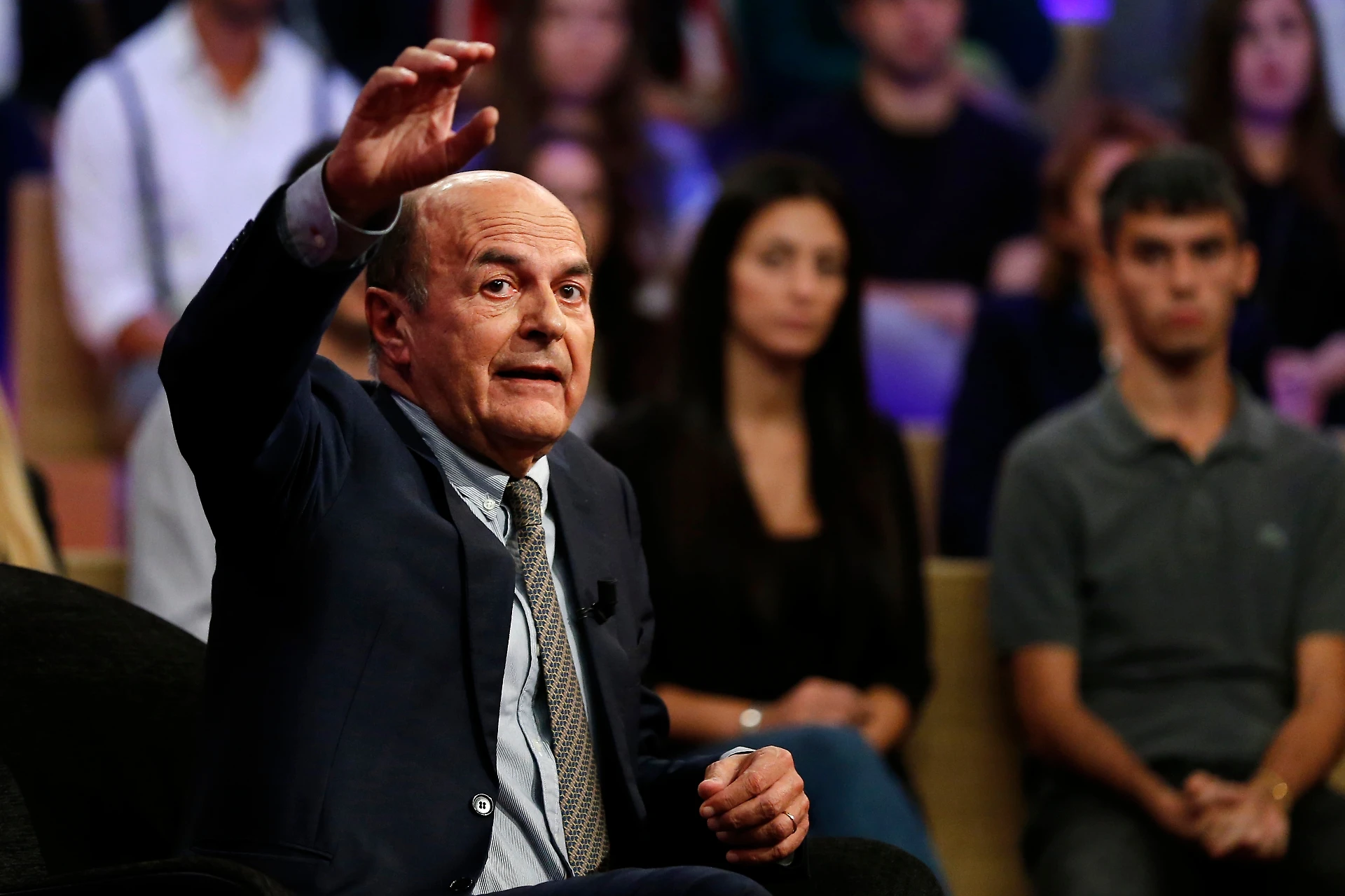Pierluigi Bersani, la farsa di Liberi e Uguali e la sinistra: il partitino si spacce