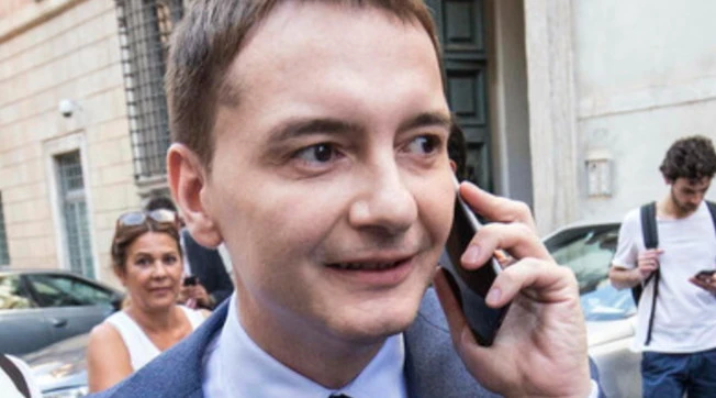 Luca Morisi, quella strana soffiata e il sospetto di Dagospia: "Da chi o da cosa è partita l'indagine?"