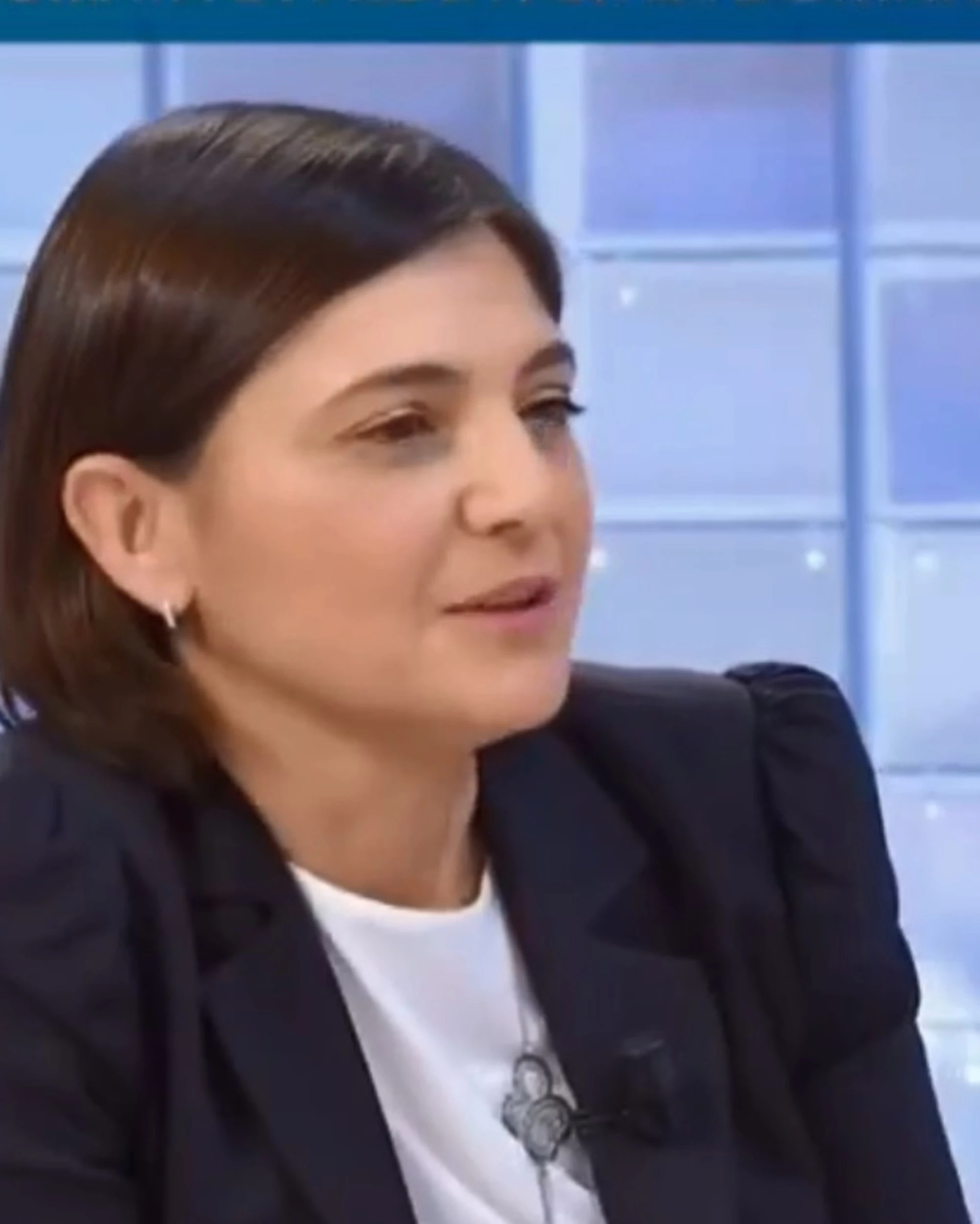 L'Aria che tira, Serracchiani e il clamoroso autogol su Prodi in tv