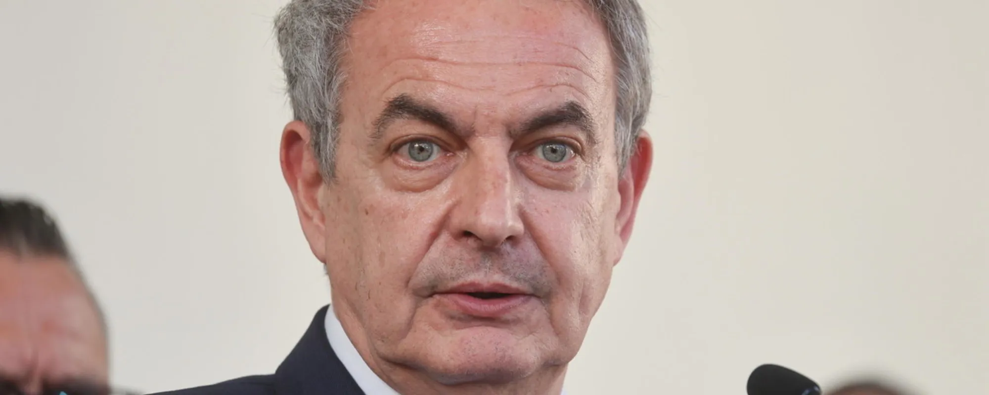 Cosa nascondeva in cassaforte: Zapatero, lo scandalo deflagra