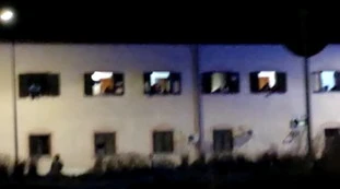 Immigrazione, tragedia in Sicilia: migrante in fuga investito e ucciso, poliziotti feriti