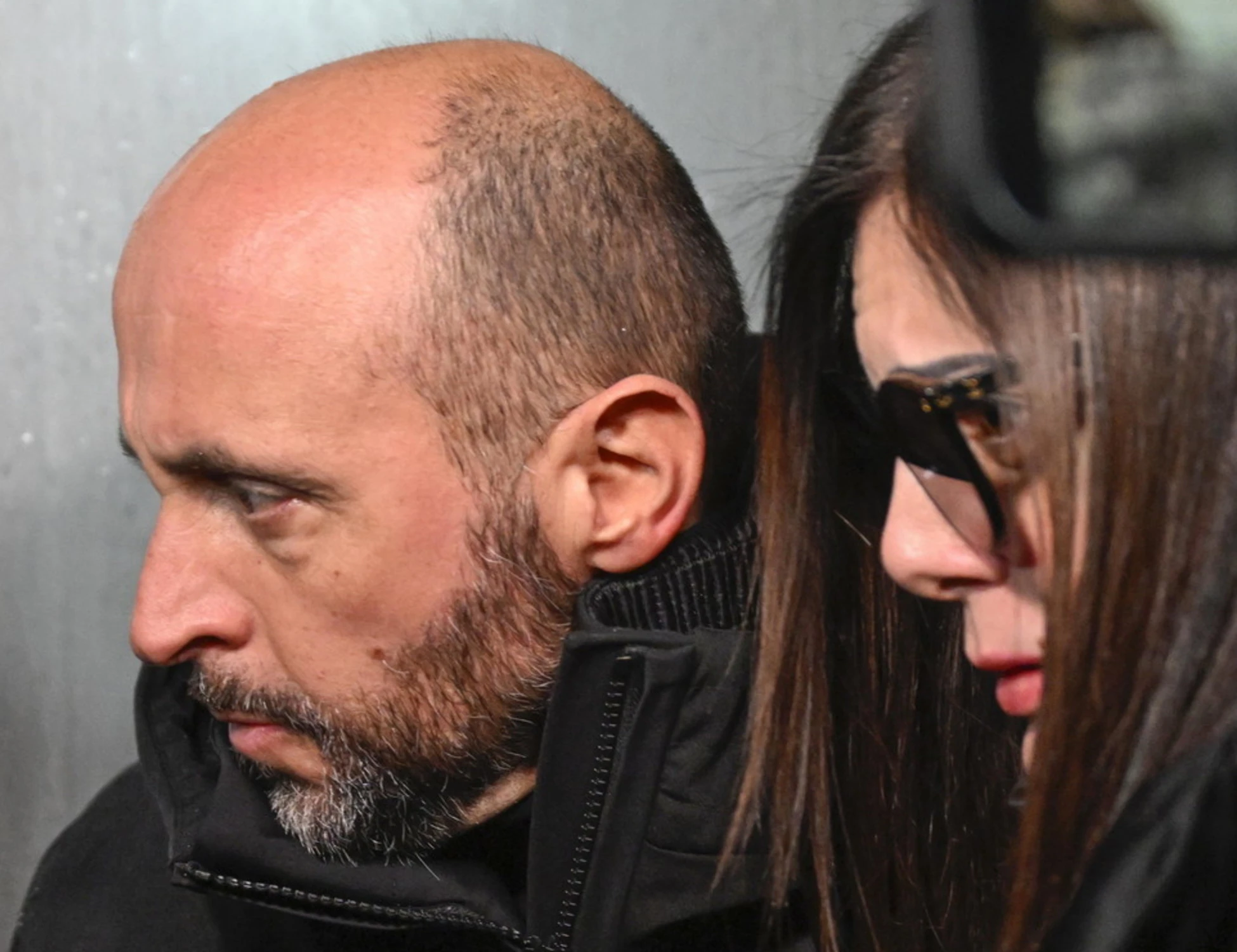 Crans-Montana, le 10 ore di buco: "I Moretti stanno distruggendo le prove"