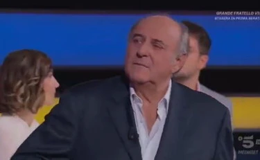 La ruota della fortuna, Gerry Scotti e Samira in lacrime: "Mi devo operare, lascio"