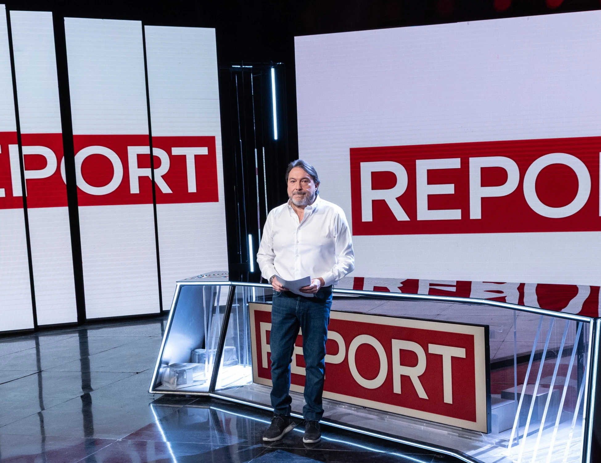 Report e compensi d'oro: "Ai giornalisti stipendi da capogiro". E FdI presenta un'interrogazione