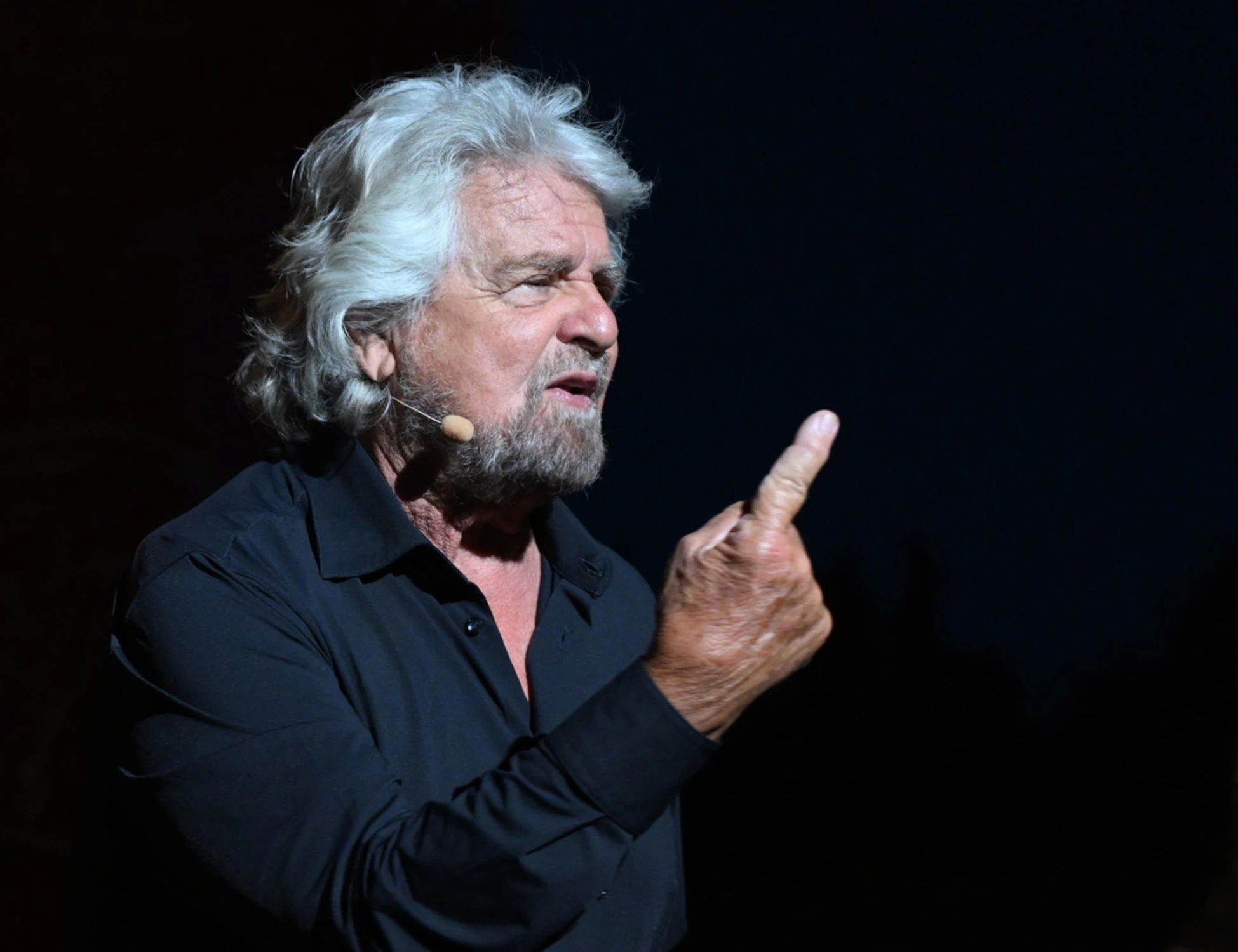 Beppe Grillo, "sistema corruttivo impressionante": i viaggi a scrocco del moralizzatore