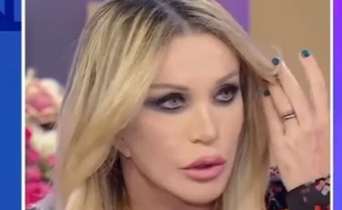 Paola Ferrari, il dramma: "Le botte di mia madre, un buco nero"
