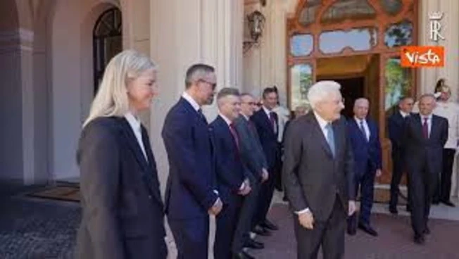 Mattarella alla presentazione della nuova Ferrari Luce al Quirinale
