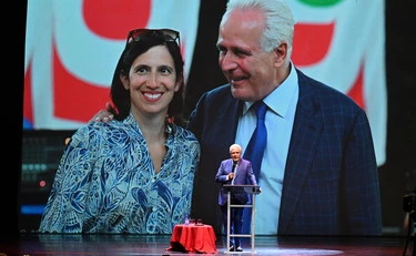 Regionali Toscana, la diretta. Proiezioni, Gaini stacca Tomasi. Exploit-Bundu. E Schlein dà i numeri
