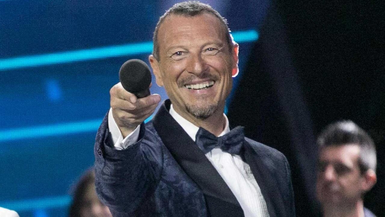Amadeus, puntata speciale su Rai uno: sorpresa, in diretta anche un video di Papa Francesco