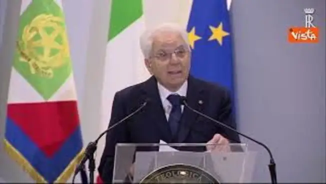Leggi l'articolo: Mattarella alla facoltà teologica di Napoli: Non è concesso essere neutrali di fronte a ingiustizie