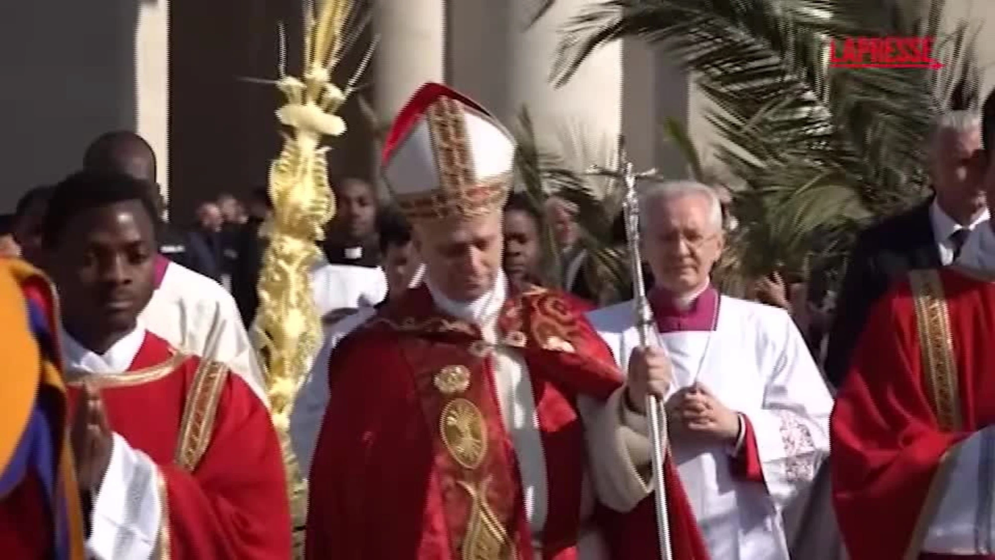 Papa Leone celebra la Domenica delle Palme in Piazza San Pietro