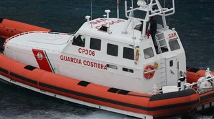 Cutro, Gasparri smonta la sinistra: "Perché la barca non si è accostata in Grecia"