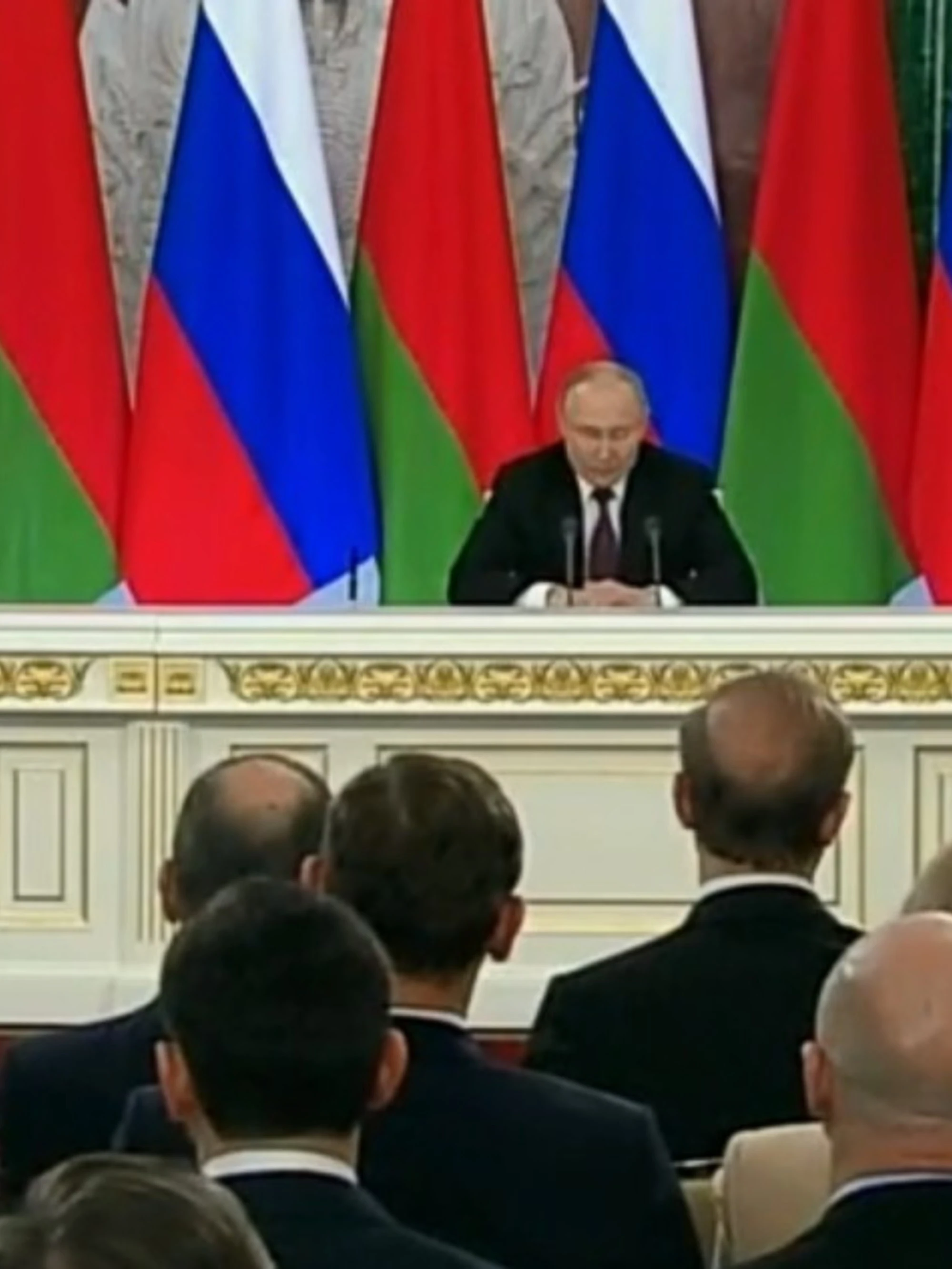 Putin, "arrendersi o morire": la frase agghiacciante sui soldati ucraini nel Kursk