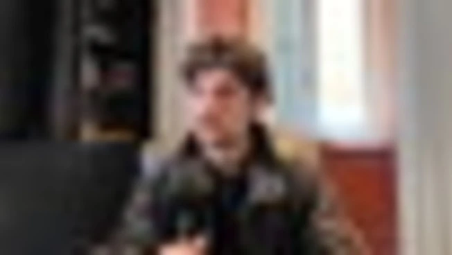 Louis Garrel: niente italiani a Cannes? Orribile. Angelina Jolie? Punk