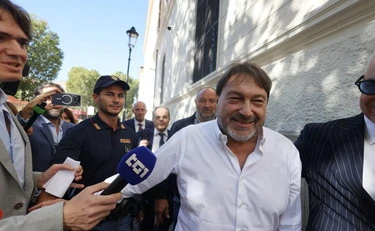 Sigfrido Ranucci usa pure Alessandro Di Battista per la sua causa: "Mi ha scritto un sms"