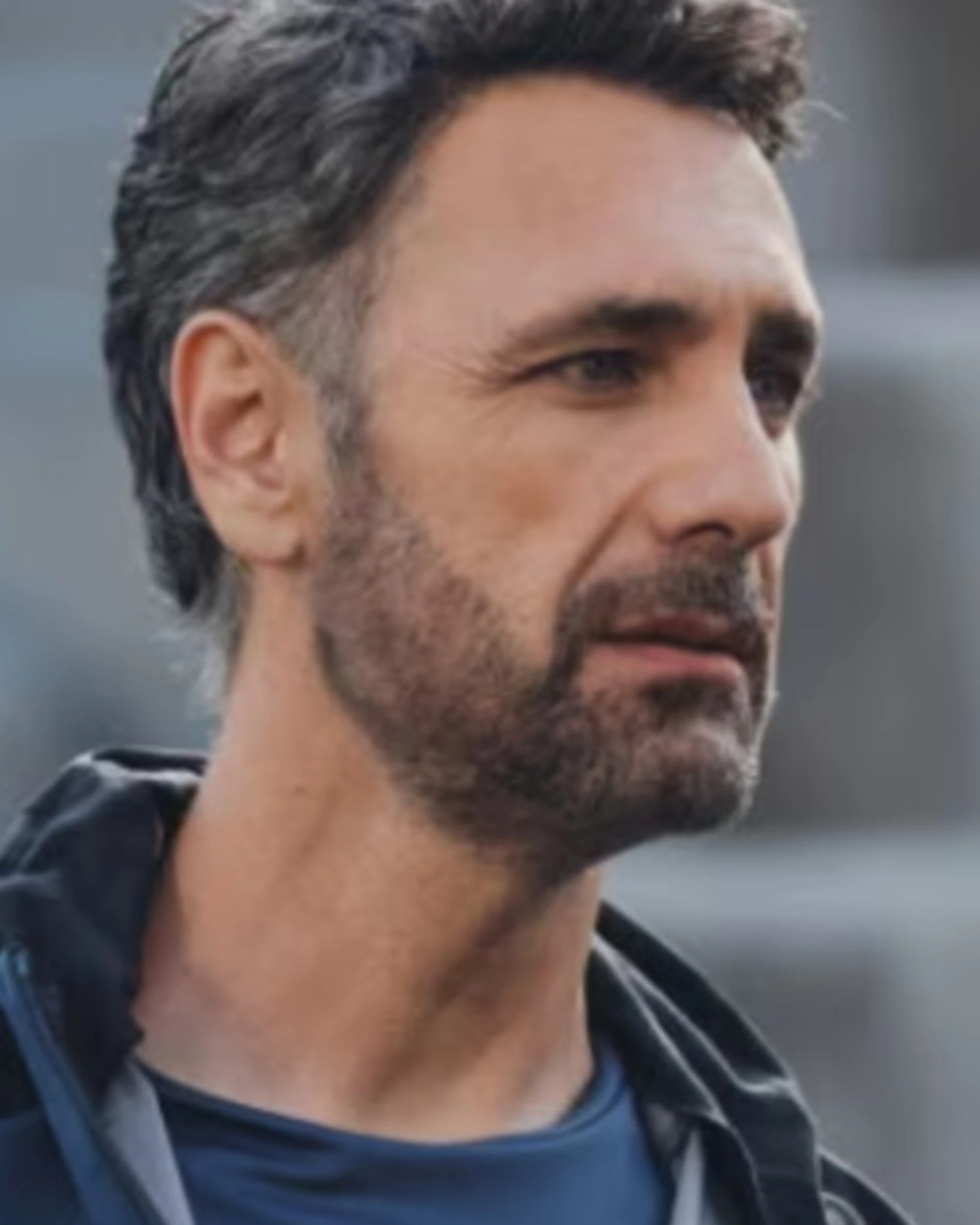 Raoul Bova, "occhi spaccanti" diventa un marchio registrato? Cosa c'è dietro la mossa