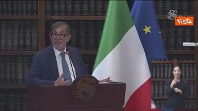 Leggi l'articolo: La Russa: Mi auguro vada avanti progetto nucleare anche in Italia