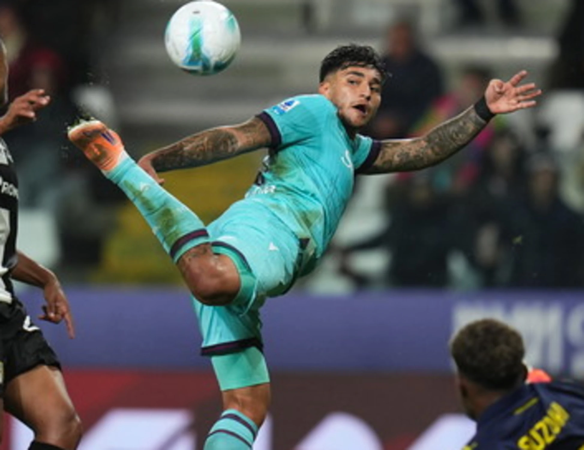 Serie A, Parma-Bologna 1-3: Castro ribalta il gol lampo di Bernabe