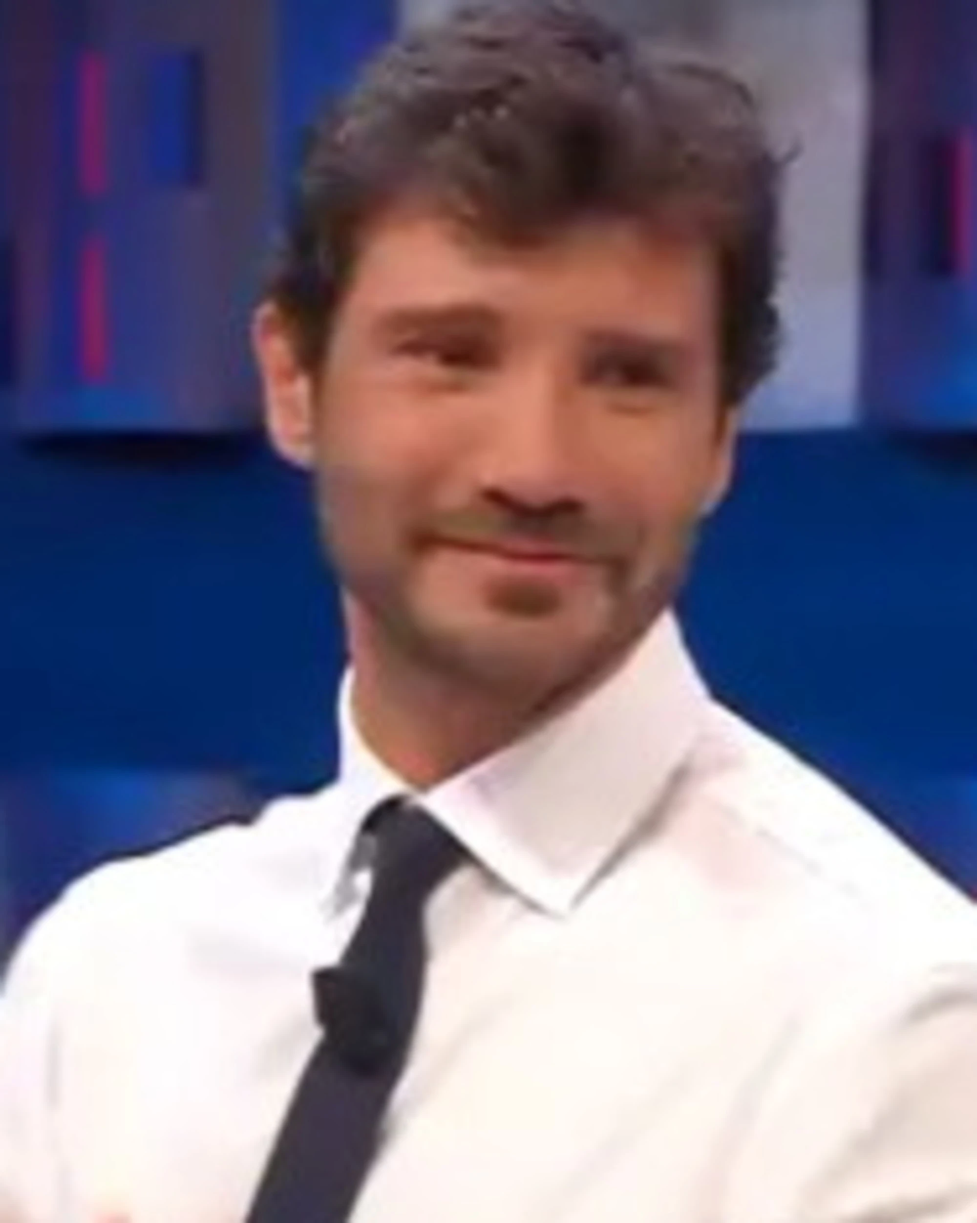 Stefano De Martino, "lui ne fa qualcuno in più": l'ammissione su Gerry Scotti