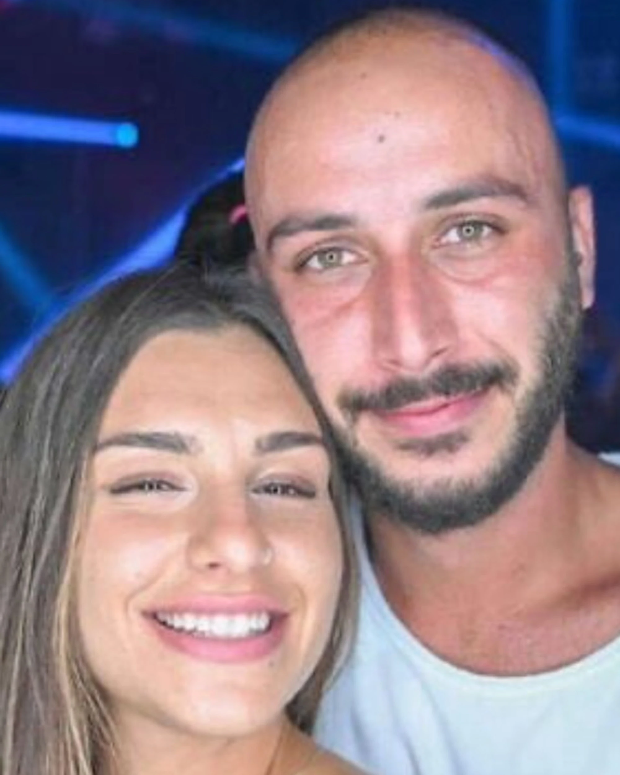 7 Ottobre, sopravvissuto annuncia il suicidio sui social: si dà fuoco e muore