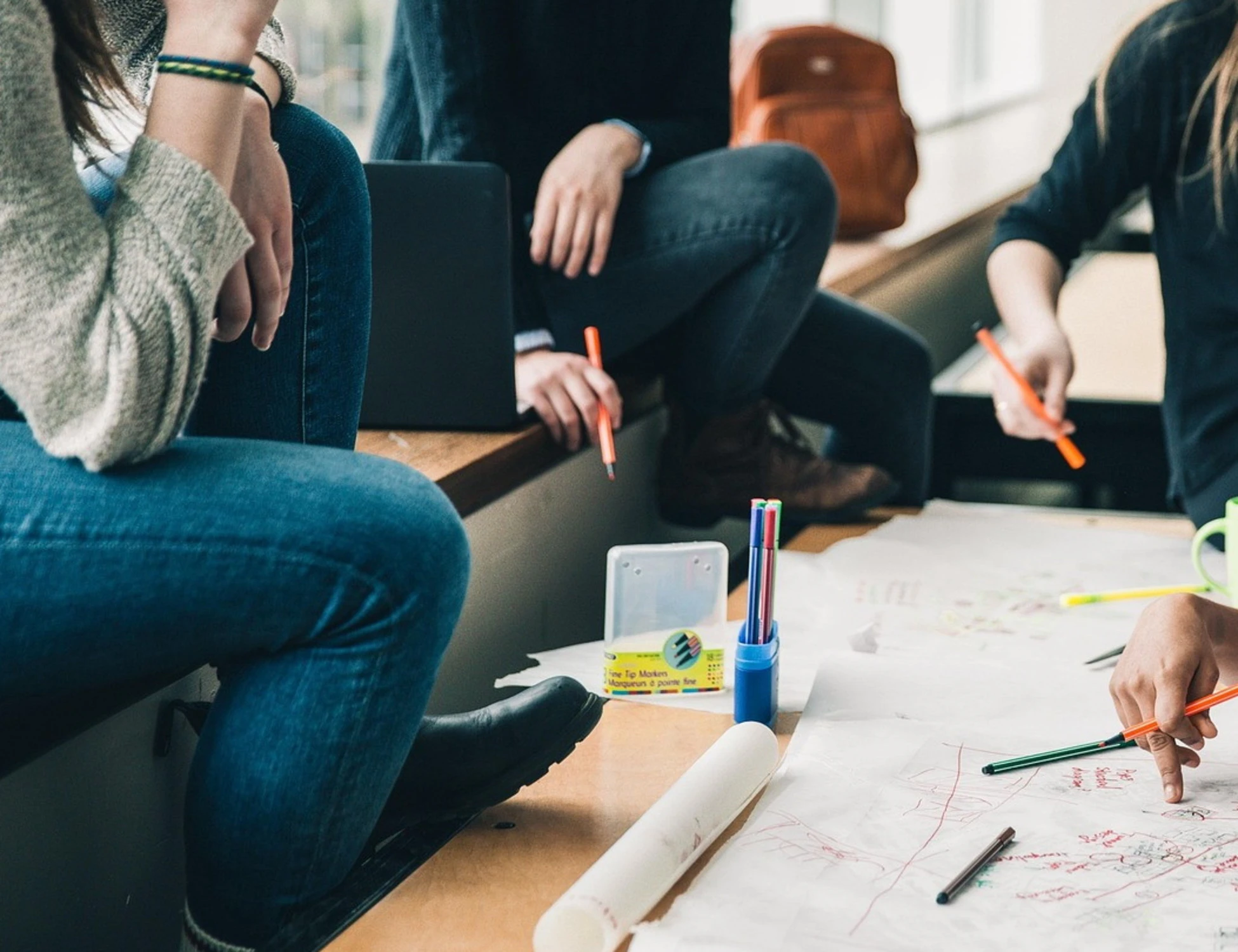 Pordenone, orrore del prof contro l'alunna 13enne: "Meno male che ci sono i Turetta"