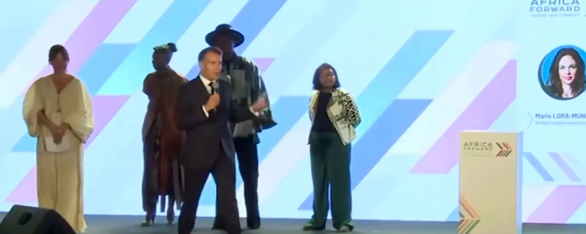 "Basta, mancate di rispetto!": Macron sbrocca in Kenya