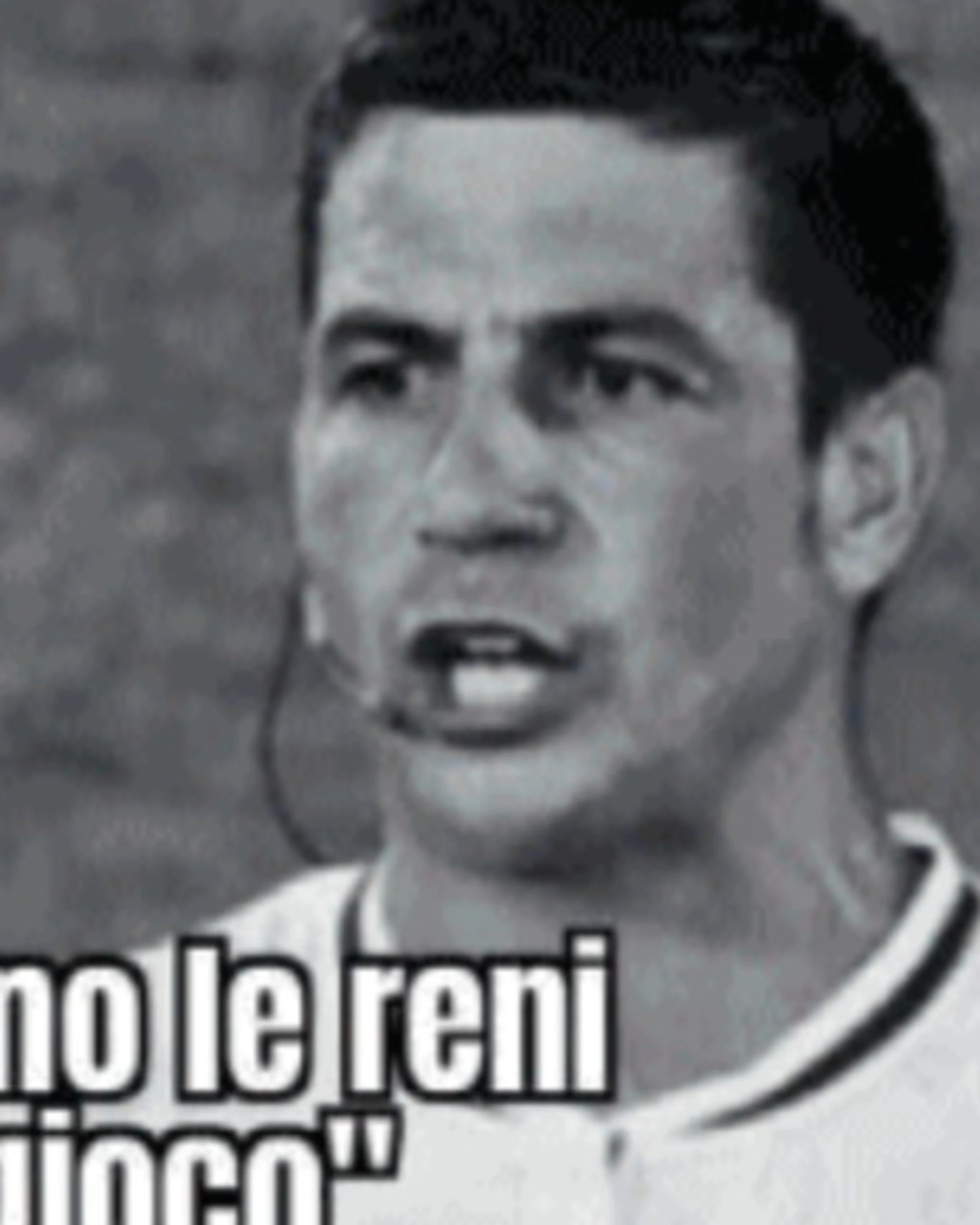 Se anche l'arbitro che spiega il Var diventa fascista