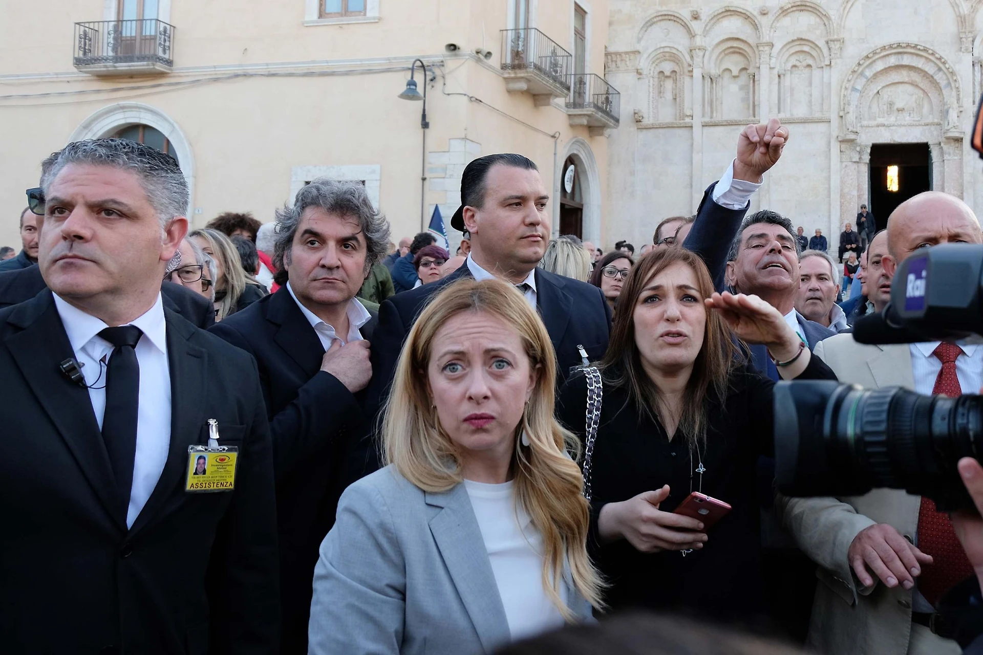 Giorgia Meloni sta con Matteo Salvini: "Silvio Berlusconi si metta l'anima in pace, mai accordi con il Pd"