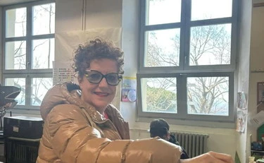 Referendum, "ai seggi con le spille del Sì": M5s fuori controllo, chi vuole denunciare